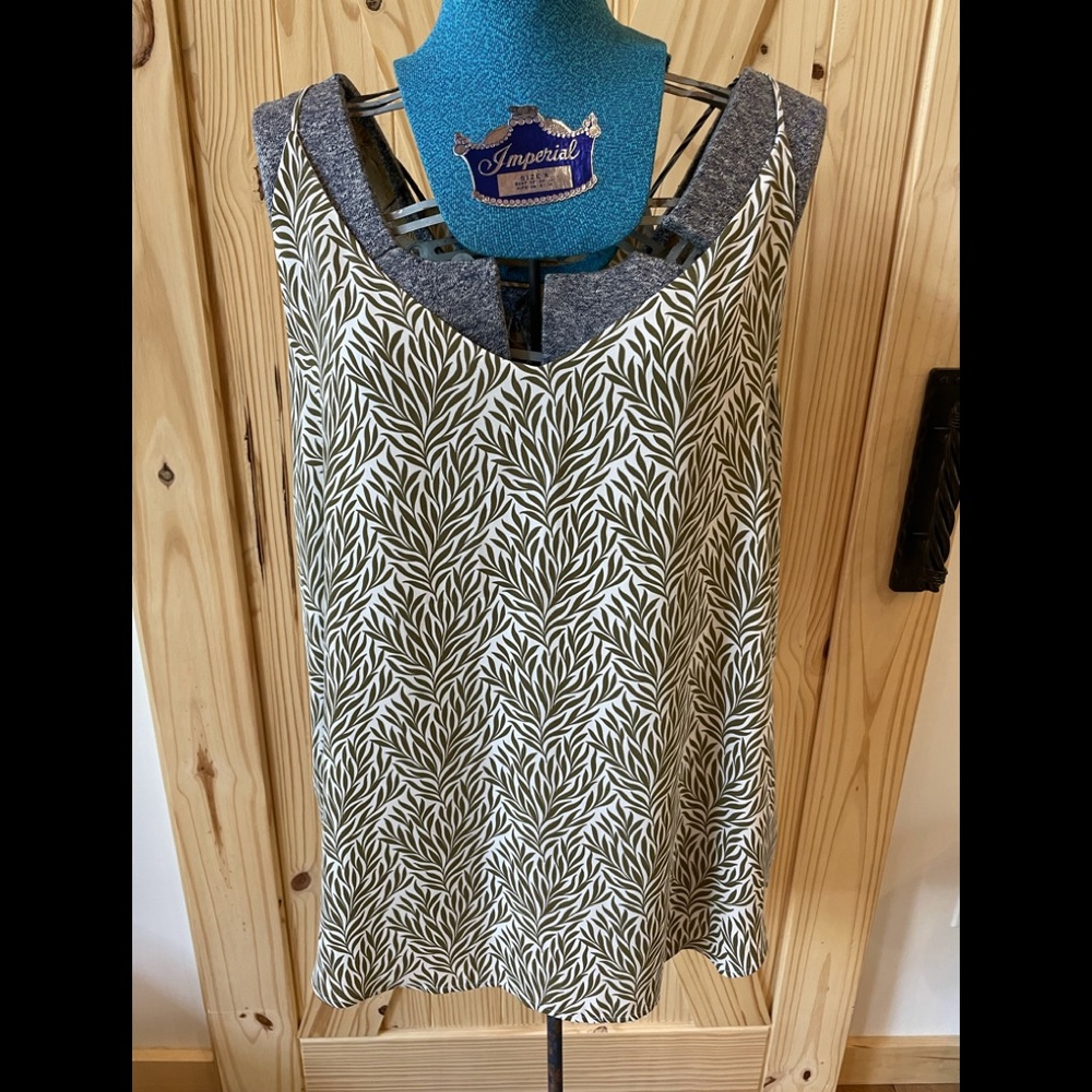 Loft tank top